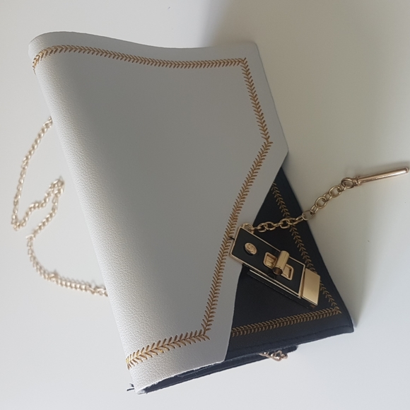 Black White Gold Thread Cross Body or Clutch Bag - Picture 1 of 8